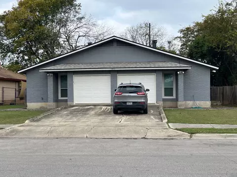 1311 Barbara Dr, San Marcos, TX 78666