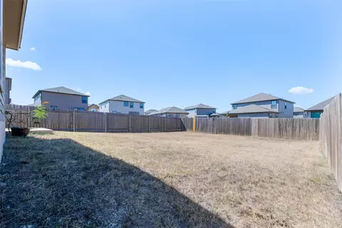 Exterior - 105 Colonel Mcnally Loop, Jarrell, TX 76537 photo 5 of 10