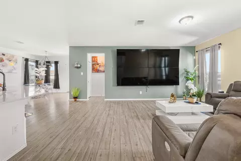 Entry Way - 105 Colonel Mcnally Loop, Jarrell, TX 76537 photo 1 of 3