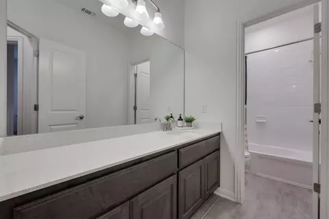 Bath - 12315 Simmental Dr, Austin, TX 78732 photo 5 of 5