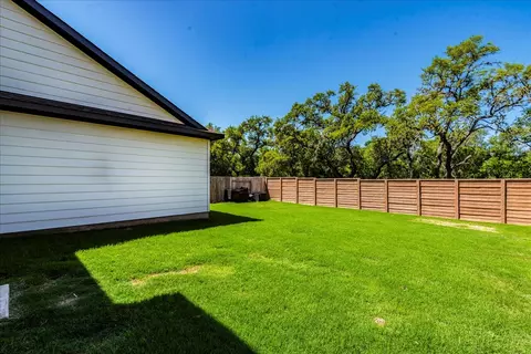 Exterior - 288 Smithsonian Ln, Kyle, TX 78640 photo 3 of 5