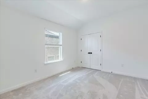 Bedroom - 288 Smithsonian Ln, Kyle, TX 78640 photo 6 of 12