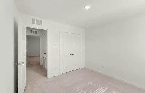 Bedroom - 13324 Cuchillo Path, Manor, TX 78653 photo 5 of 7