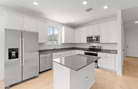 Kitchen - 13324 Cuchillo Path, Manor, TX 78653 photo 1 of 2