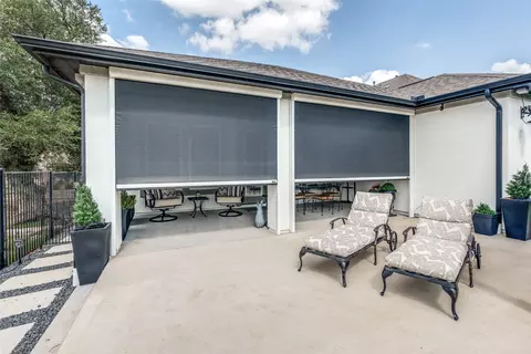 Exterior - 409 Gridiron Cv, Leander, TX 78641 photo 7 of 8
