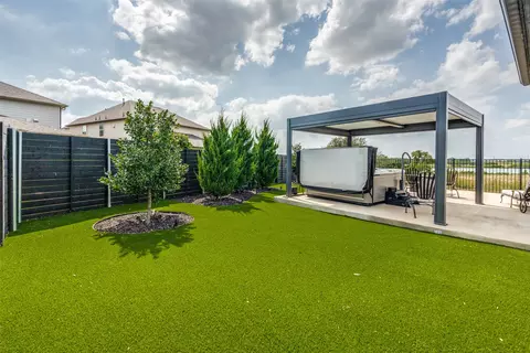 Exterior - 409 Gridiron Cv, Leander, TX 78641 photo 6 of 8