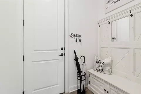Entry Way - 409 Gridiron Cv, Leander, TX 78641 photo 2 of 2