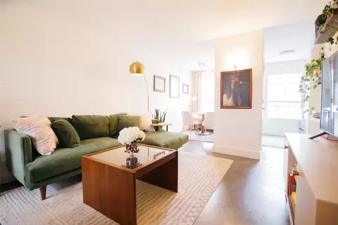 300 Crockett St #209, Austin, TX 78704