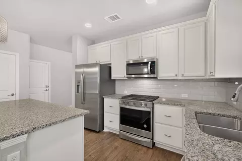Kitchen - 1908 Turtle Bay Loop, Leander, TX 78641 photo 2 of 3