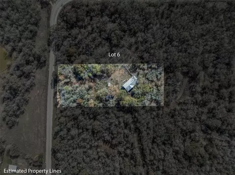 840 Bugtussle Ln, Luling, TX 78648 photo 3