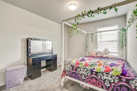 Bedroom - 495 Eves Necklace Dr, Buda, TX 78610 photo 6 of 7