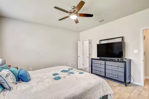 Bedroom - 495 Eves Necklace Dr, Buda, TX 78610 photo 3 of 7
