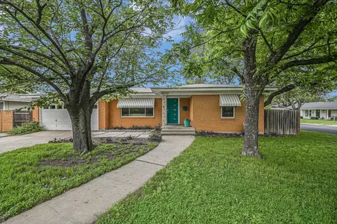 1500 Villanova Dr, Austin, TX 78757