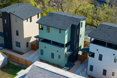 2818 E 22nd St #2, Austin, TX 78722