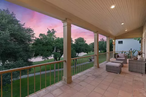 52 Club Estates Pkwy, The Hills, TX 78738
