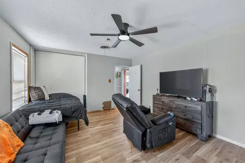 Other - 133 Hillcrest Dr, Luling, TX 78648 photo 6 of 7