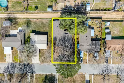 View/Area - 133 Hillcrest Dr, Luling, TX 78648 photo 5 of 6