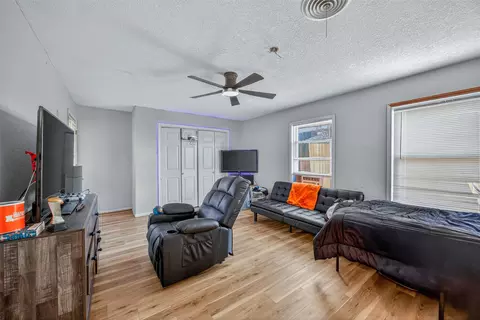 Other - 133 Hillcrest Dr, Luling, TX 78648 photo 5 of 7