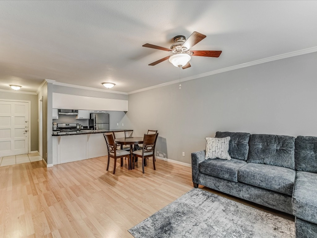 4209 Burnet Rd Unit 206  