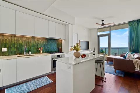 44 East Ave #3705, Austin, TX 78701