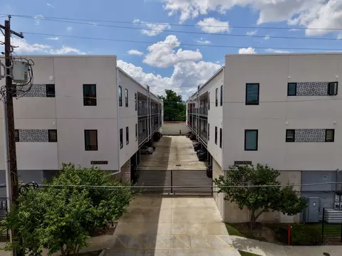 Exterior - 2709 E 5th St #1306, Austin, TX 78702 photo 2 of 2