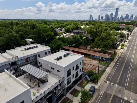 View/Area - 2709 E 5th St #1306, Austin, TX 78702 photo 5 of 6
