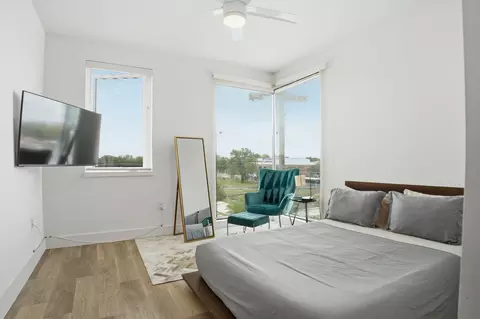 Bedroom - 2709 E 5th St #1306, Austin, TX 78702 photo 4 of 5