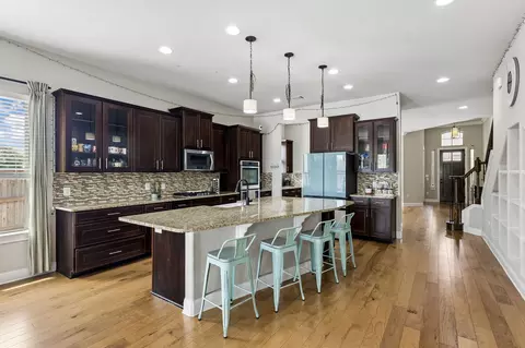 Kitchen - 106 Groesbeck Ln, Leander, TX 78641 photo 4 of 5