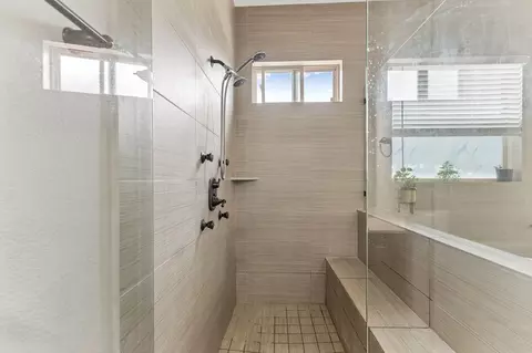 Bath - 106 Groesbeck Ln, Leander, TX 78641 photo 5 of 5