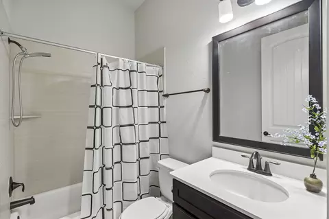 Bath - 106 Groesbeck Ln, Leander, TX 78641 photo 1 of 5