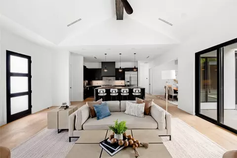 1803 Palo Duro Rd, Austin, TX 78757