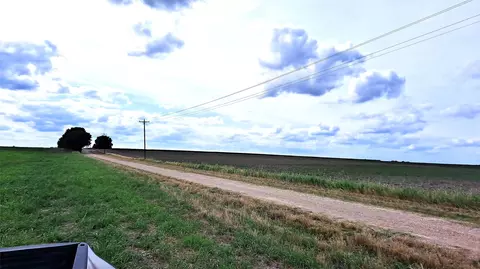 3135 Cr 432 Rd, Thorndale, TX 76577 photo 5
