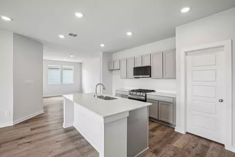 Kitchen - 13403 Final Turn Dr, Buda, TX 78610 photo 2 of 4