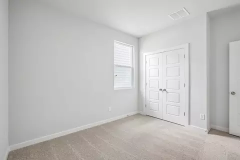 Bedroom - 13403 Final Turn Dr, Buda, TX 78610 photo 4 of 12