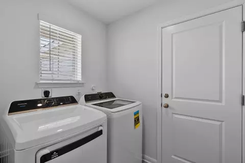 129 Hatari Trl, Jarrell, TX 76537 photo 29