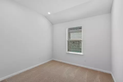 129 Hatari Trl, Jarrell, TX 76537 photo 14