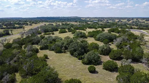 39 Buckskin Path, Fredericksburg, TX 78624