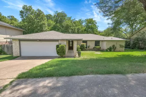 1008 Hermitage Dr, Austin, TX 78753