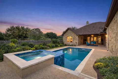 114 Preston Trl, Meadowlakes, TX 78654