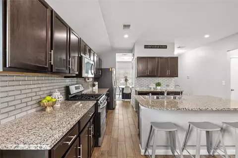 Kitchen - 256 Alpha St, Kyle, TX 78640 photo 5 of 5
