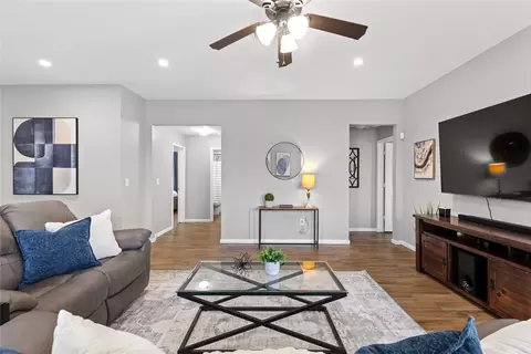 Entry Way - 256 Alpha St, Kyle, TX 78640 photo 1 of 2