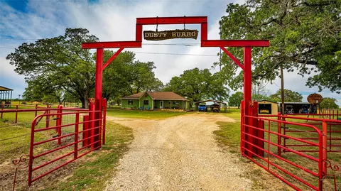 2234 County Road 434 Loop, Rockdale, TX 76567