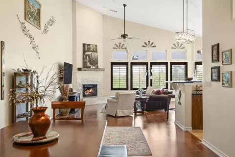 2601 N Quinlan Park Rd #401, Austin, TX 78732