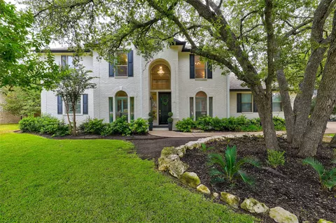 842 Sunfish St, Lakeway, TX 78734