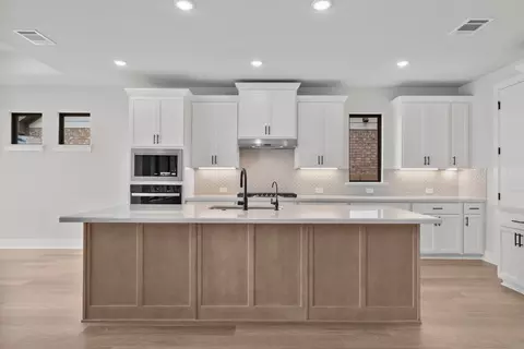 Kitchen - 17333 Graces Path, Pflugerville, TX 78660 photo 2 of 5
