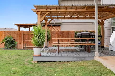 Exterior - 263 Beechnut Dr, Buda, TX 78610 photo 4 of 5