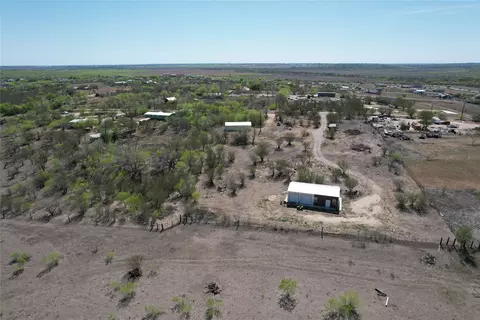 1205 Graef Rd #B, Kyle, TX 78640 photo 2