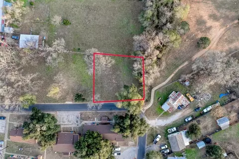 lot4 E Alamo St, Elgin, TX 78621
