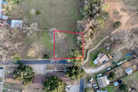 lot4 E Alamo St, Elgin, TX 78621