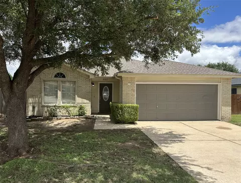 610 Riverway Ln, Leander, TX 78641